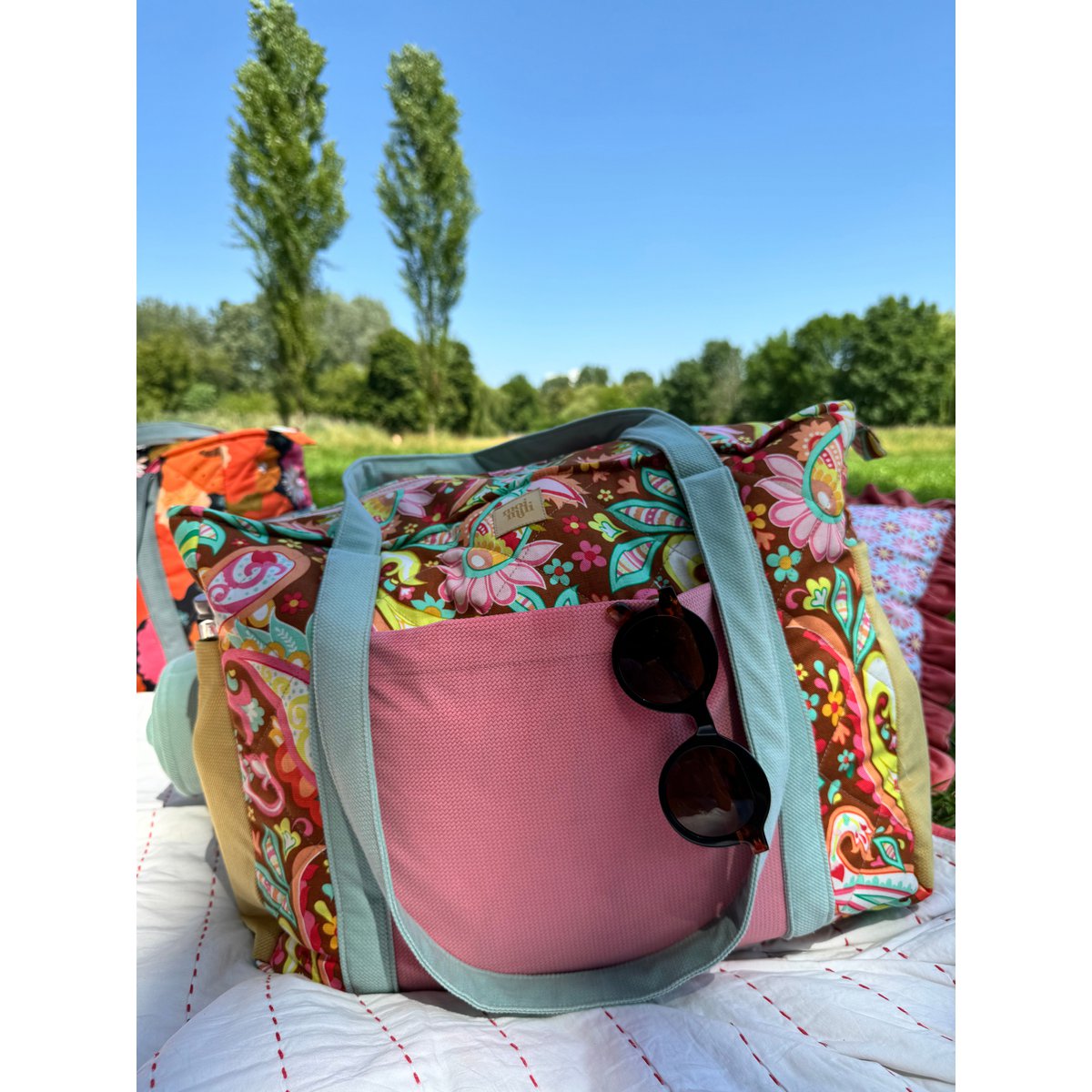 MOI MILI Reisetasche | Wickeltasche | Bunt