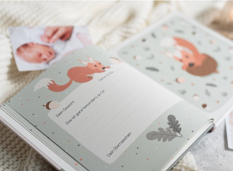 LACHENTUTGUT Babybuch - "Mein erstes Jahr"