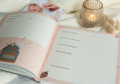 LACHENTUTGUT Babybuch - "Mein erstes Jahr"